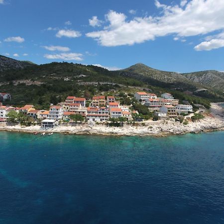 Luxury Bellavista Amazing Sea Holidays With Private Beach & Parking Milna  Esterno foto