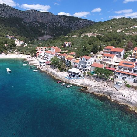 Luxury Bellavista Amazing Sea Holidays With Private Beach & Parking Milna  Esterno foto