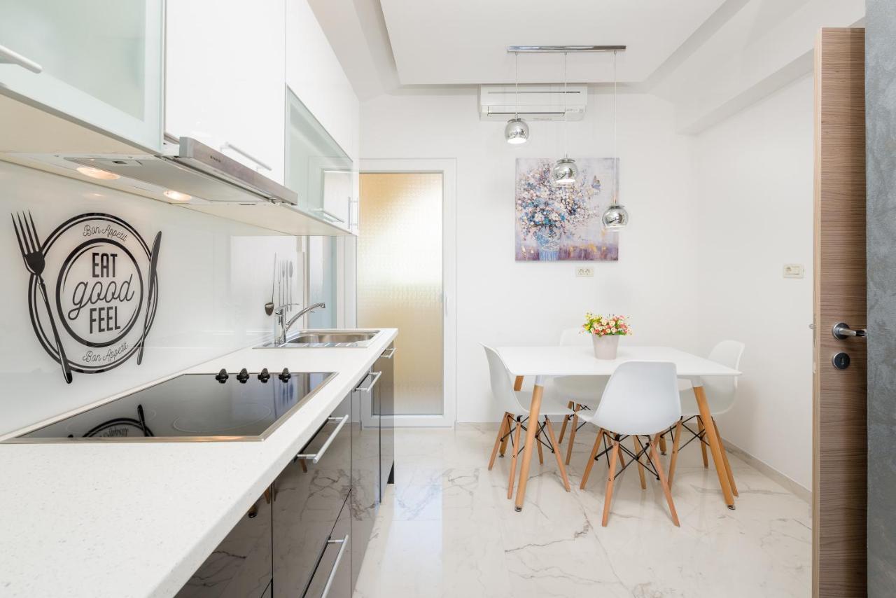 Luxury Bellavista Amazing Sea Holidays With Private Beach & Parking Milna  Esterno foto