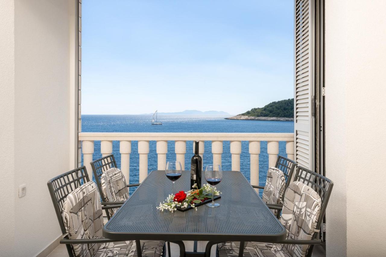 Luxury Bellavista Amazing Sea Holidays With Private Beach & Parking Milna  Esterno foto