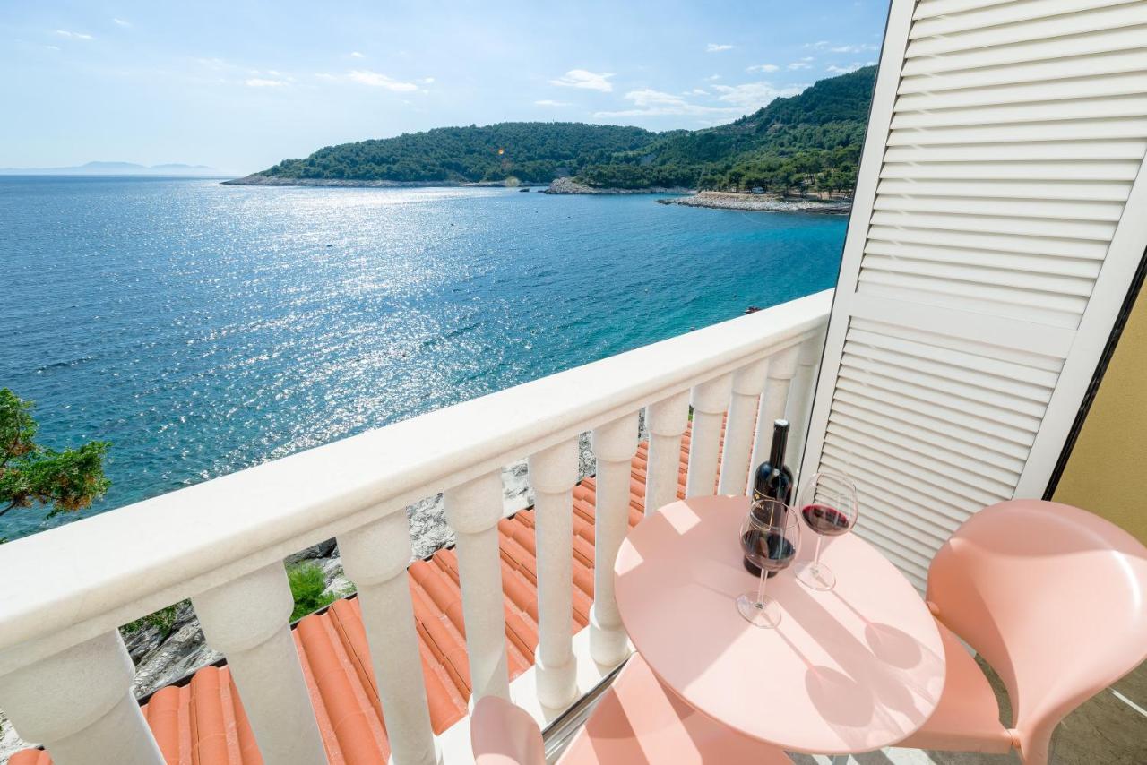 Luxury Bellavista Amazing Sea Holidays With Private Beach & Parking Milna  Esterno foto