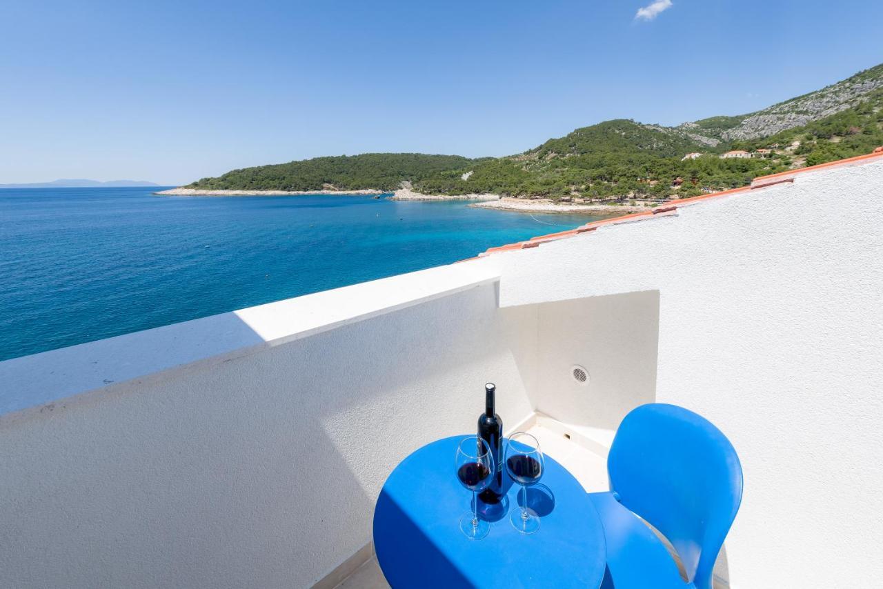Luxury Bellavista Amazing Sea Holidays With Private Beach & Parking Milna  Esterno foto