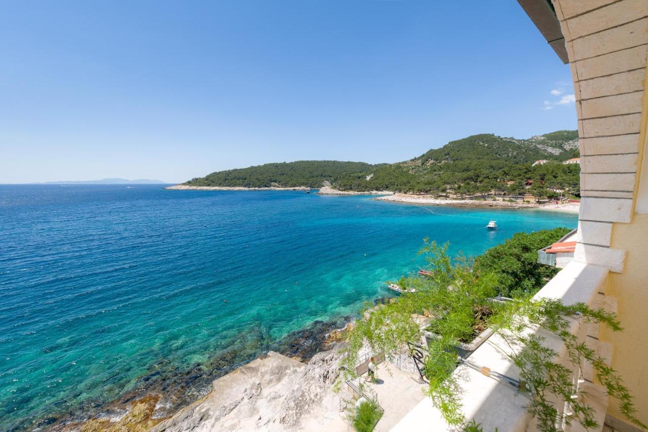 Luxury Bellavista Amazing Sea Holidays With Private Beach & Parking Milna  Esterno foto