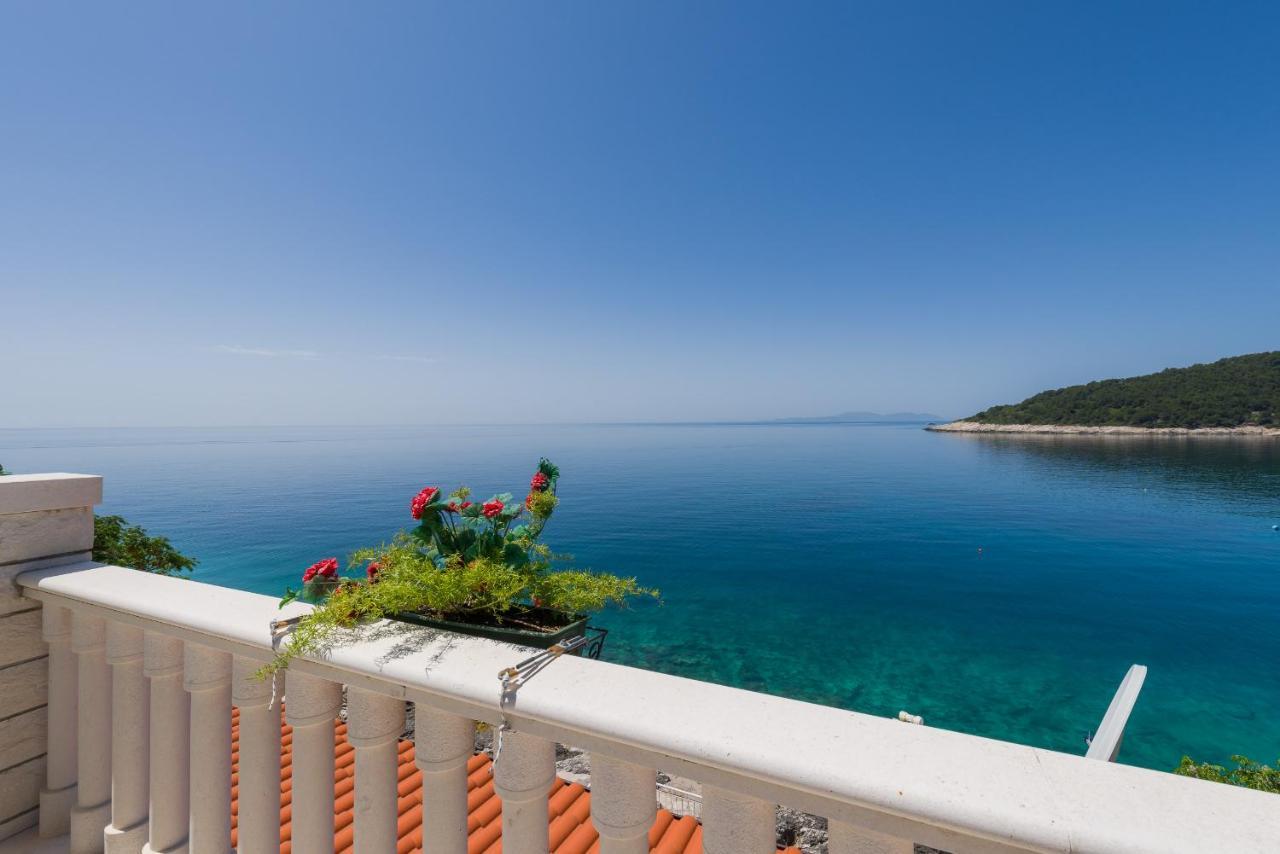 Luxury Bellavista Amazing Sea Holidays With Private Beach & Parking Milna  Esterno foto
