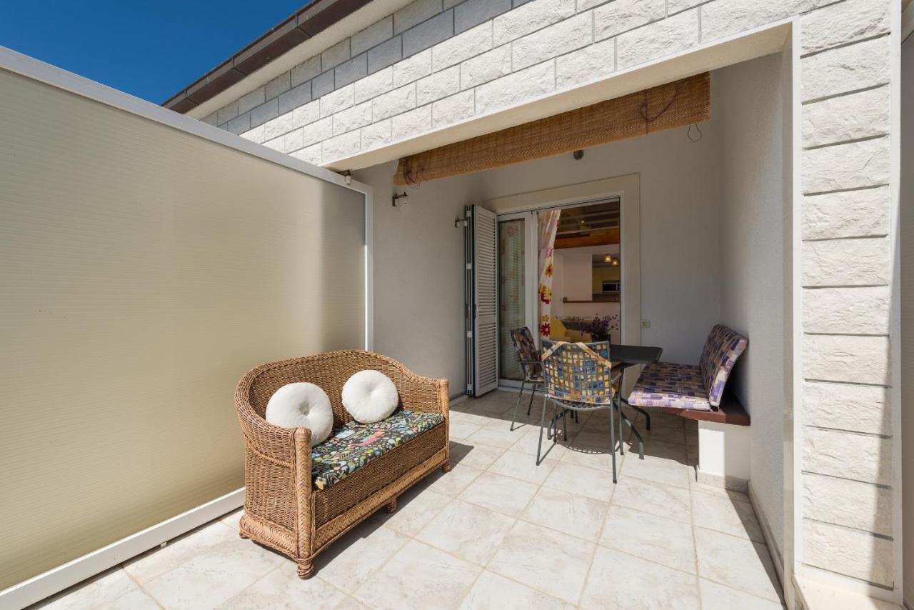 Luxury Bellavista Amazing Sea Holidays With Private Beach & Parking Milna  Esterno foto