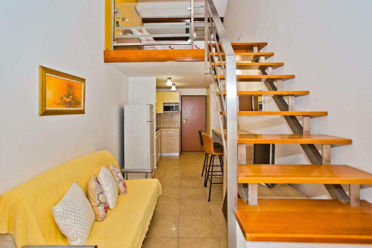 Luxury Bellavista Amazing Sea Holidays With Private Beach & Parking Milna  Esterno foto