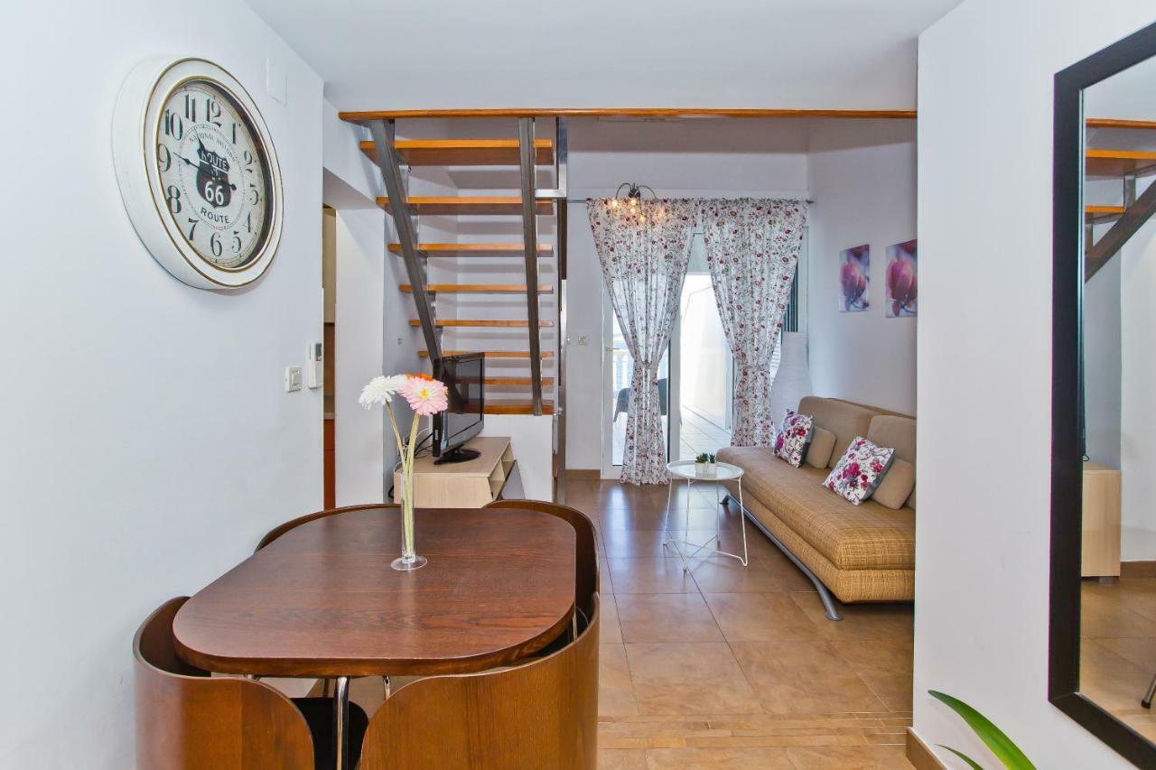 Luxury Bellavista Amazing Sea Holidays With Private Beach & Parking Milna  Esterno foto